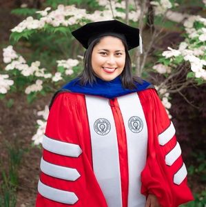 Meet your Posher, Adrianna